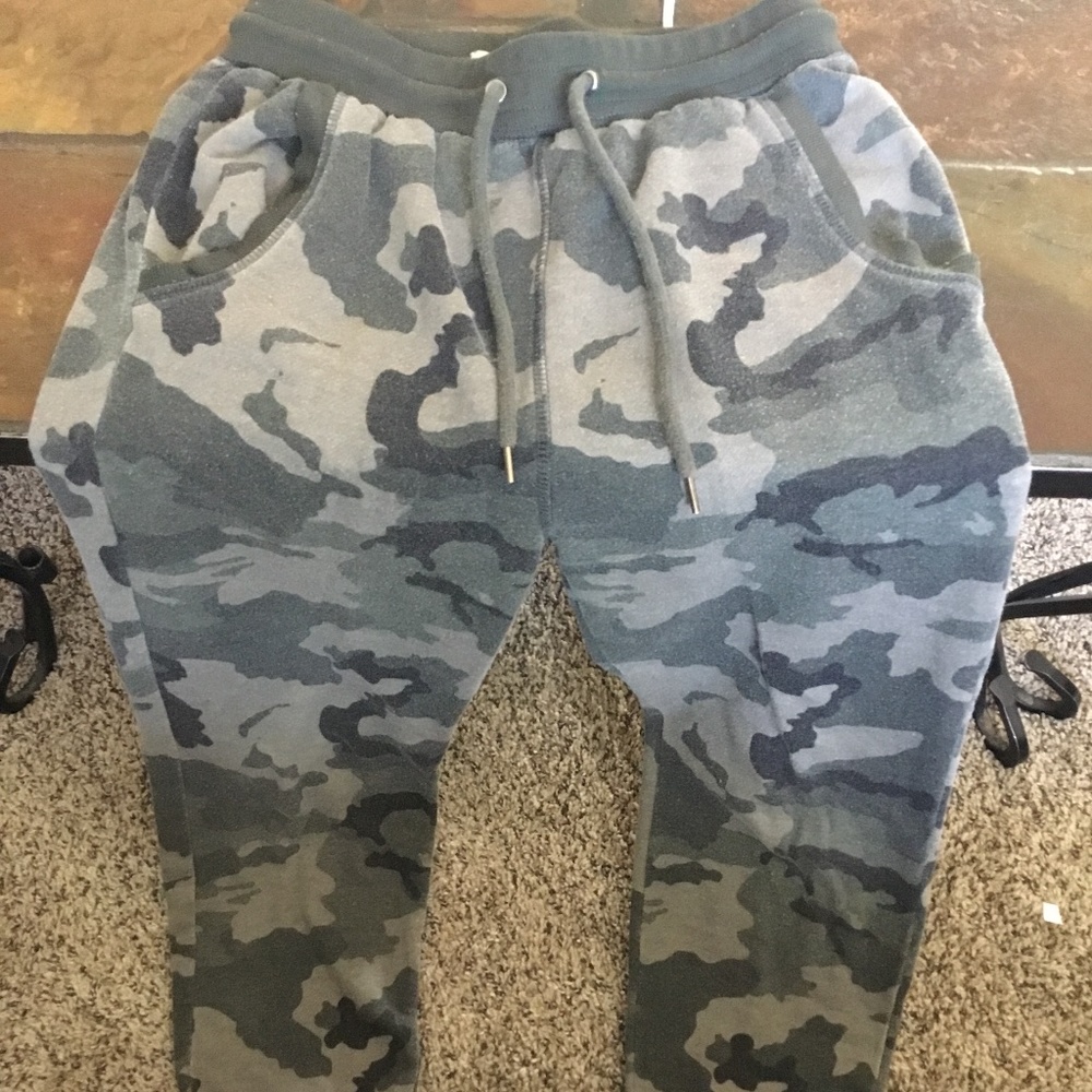 Sovereign codes sweat pant